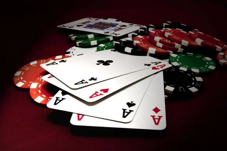 Professional live-dealer studios Live dealer studio at hinototo login with professional equipment